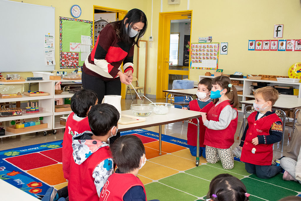 Montessori Pre-School Temperature Science Experiment