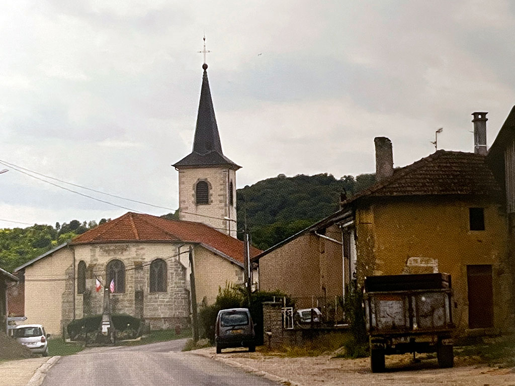 2 The town of Suriauville Photo credit Watanabe Shun